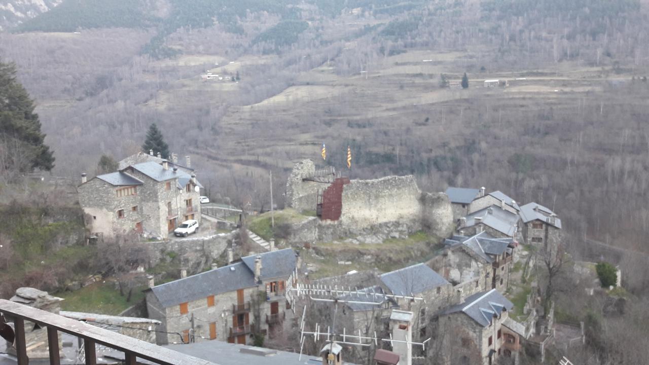 ホテル Rural L'Ortiga Blanca ケラルブス エクステリア 写真